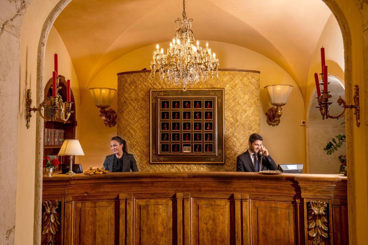 Boutique Hotel Campo De' Fiori روما المظهر الخارجي الصورة
