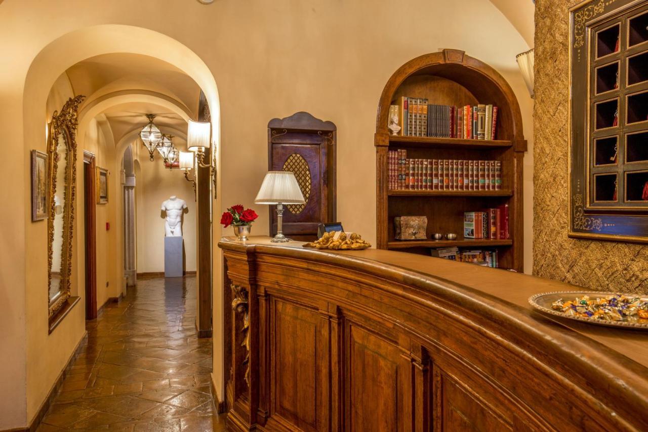 Boutique Hotel Campo De' Fiori روما المظهر الخارجي الصورة
