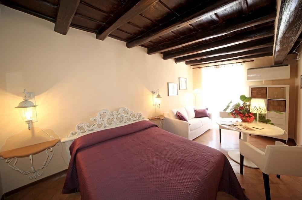 Boutique Hotel Campo De' Fiori روما المظهر الخارجي الصورة